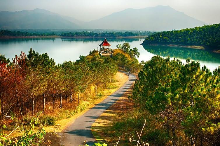 Hồ[-]T’Nưng[-]-[-]Di[-]sản[-]quý[-]cần[-]được[-]bảo[-]vệ